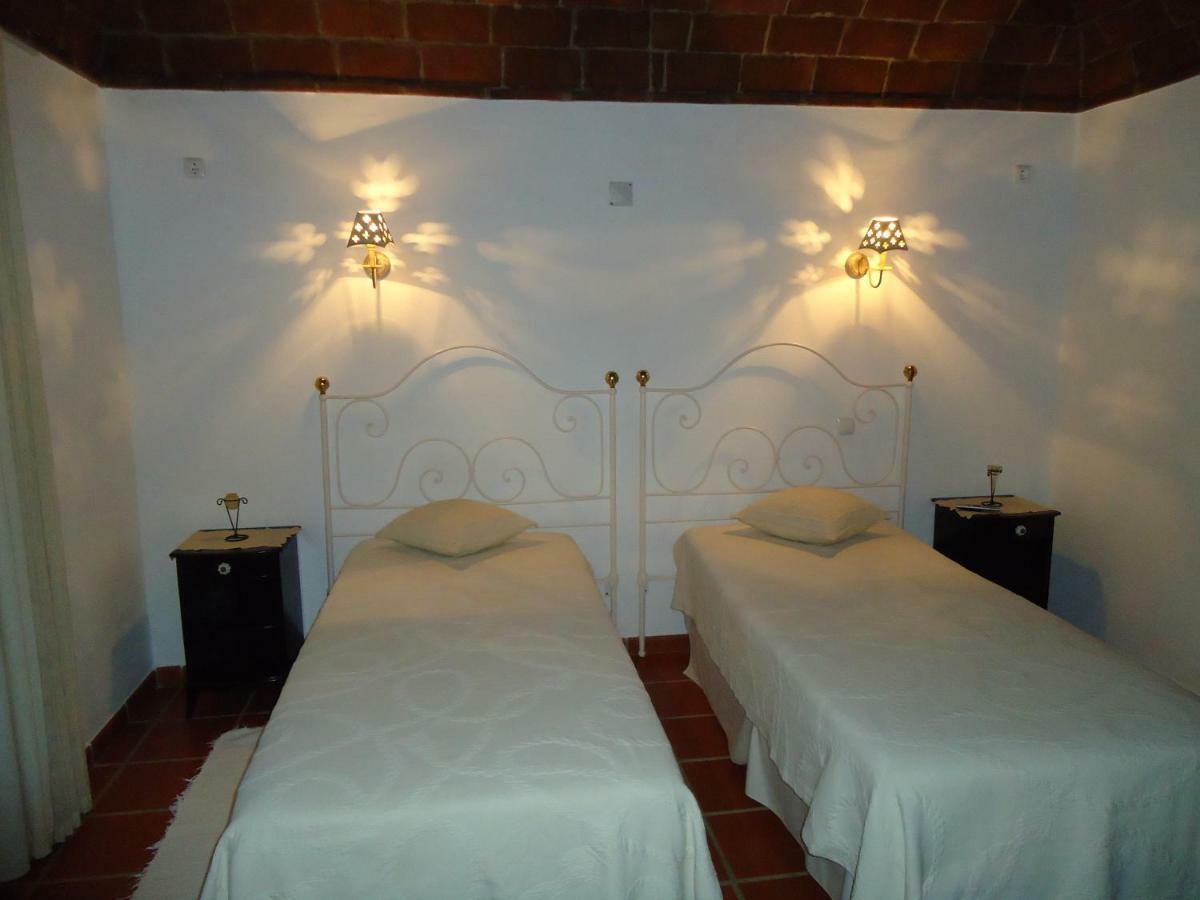 Monte Da Avo Chica Hotel Monsaraz Kültér fotó